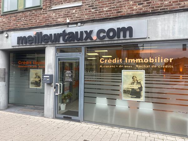 Local commercial avec vitrine 93 m² LAMBERSART