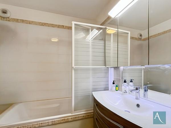 Appartement 3 pièces 67 m² - Balcon, Parking, Dernier étage - Étampes Saint-Michel
