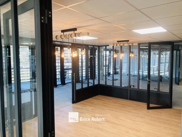 Bureaux en location Lyon 2ème terrasse et vue sur la Saone Pavillon 52