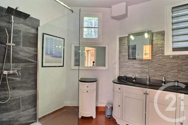 Maison à vendre  7 pièces - 150 m2 FREJUS - 83