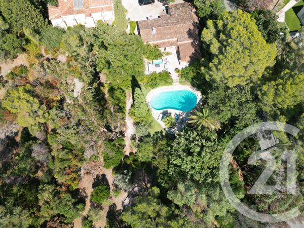 Maison à vendre  7 pièces - 150 m2 FREJUS - 83