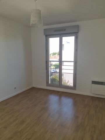 Appartement 2 pièce(s) 50.54 m2- COMBS LA VILLE Proche gare et commerces