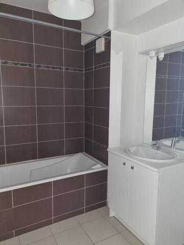 Appartement 2 pièce(s) 50.54 m2- COMBS LA VILLE Proche gare et commerces