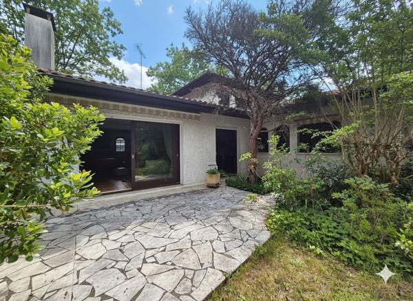 LEOGNAN - Proche Gradignan - Belle maison familiale sur un magnifique jardin