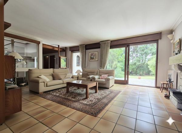 LEOGNAN - Proche Gradignan - Belle maison familiale sur un magnifique jardin