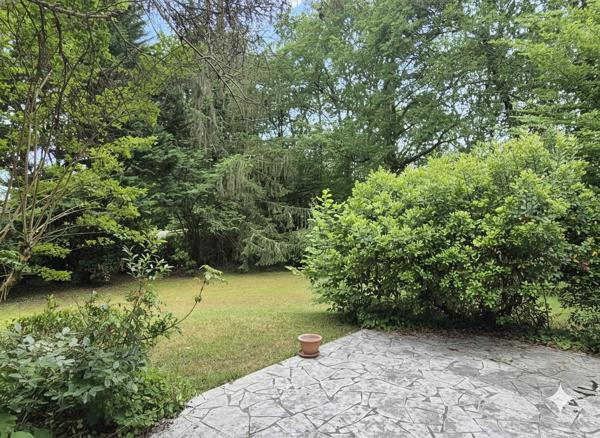 LEOGNAN - Proche Gradignan - Belle maison familiale sur un magnifique jardin