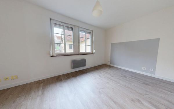 Immeuble à vendre    10 pièces • 219 m2 Bischheim