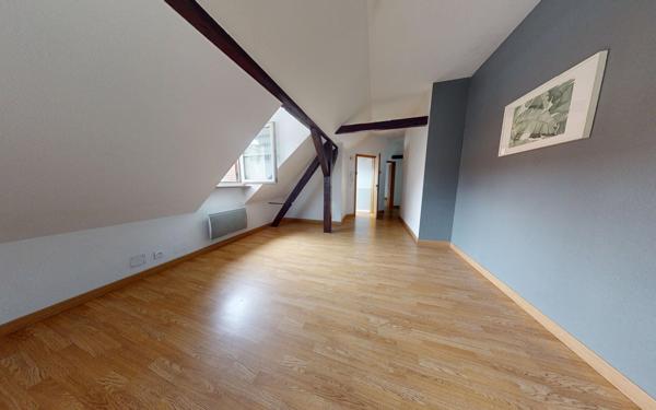 Immeuble à vendre    10 pièces • 219 m2 Bischheim