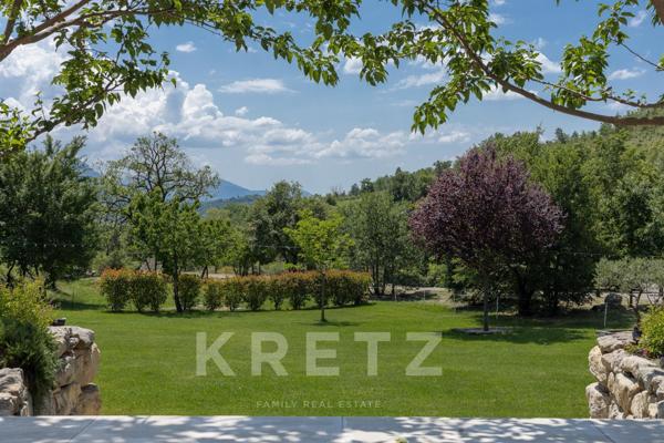 Domaine d’exception de plus de 280 hectares – Haute Provence -