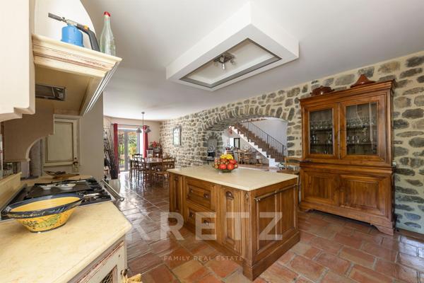 Domaine d’exception de plus de 280 hectares – Haute Provence -