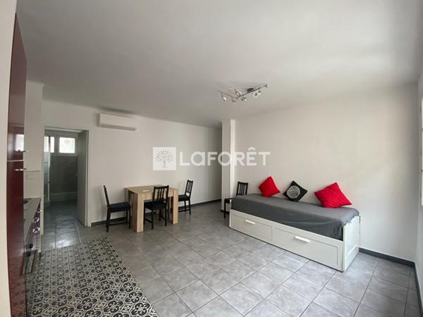 Location appartement près de MARSEILLE - 1 pièce(s) - 28 m² - 680 €/mois