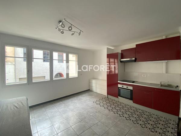 Location appartement près de MARSEILLE - 1 pièce(s) - 28 m² - 680 €/mois