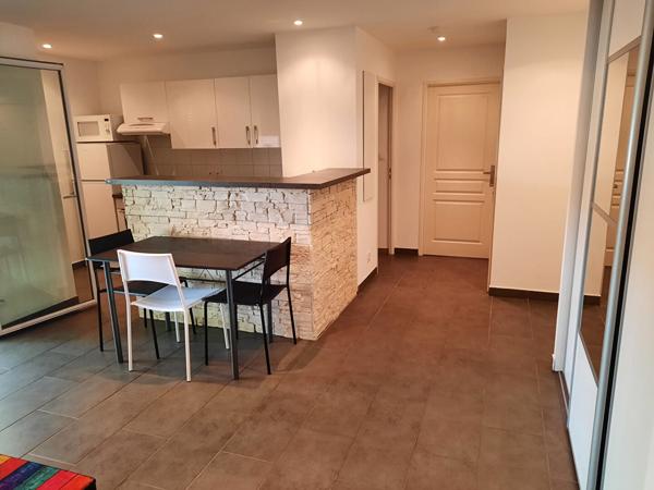 Appartement 2 pièces meublé 40m² - Centre Castelginest