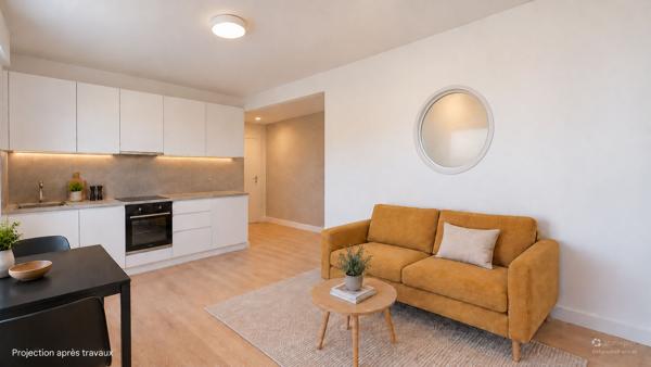Studio de 21 m² à rénover avec stationnement privatif