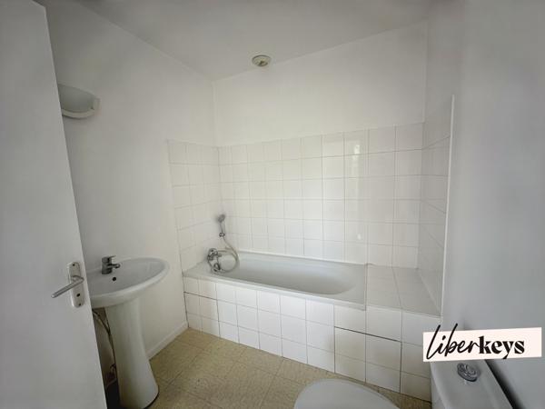 Appartement de 2 pièces lumineux de 31,49 m² avec balcon - Vaulx-en-Velin