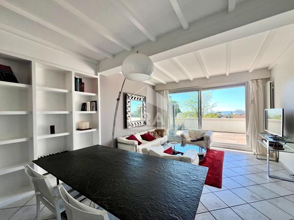 Appartement Royan 4 pièces 85 m2 - VUE MER PONTAILLAC - ROYAN