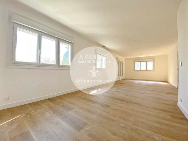 Vente                                                      Appartement
                        
                     4 pièces                      89 m2                     à Saint-Brevin-les-Pins