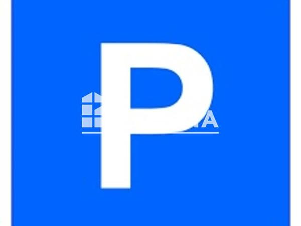 Location Parking - 18 AVENUE GEORGES CORNEAU Charleville Mezieres 08000