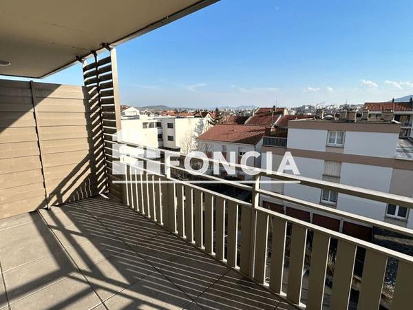 Location Appartement 3 pièces 62.81 m² - RESIDENCE LES MUSCARIS 96 RUE ANATOLE FRANCE Clermont-ferrand 63000