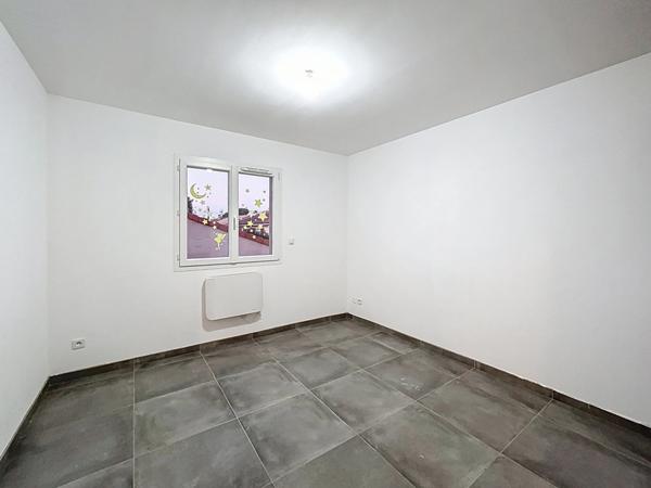 Maison à vendre 5 piècesde 90m² MONTELIMAR (26)