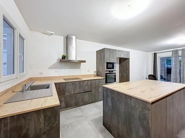 Maison à vendre 5 piècesde 90m² MONTELIMAR (26)