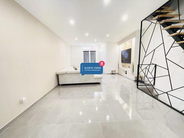 Maison de 121 m2 entièrement rénovée comprenant 3ch jardin et terrasse