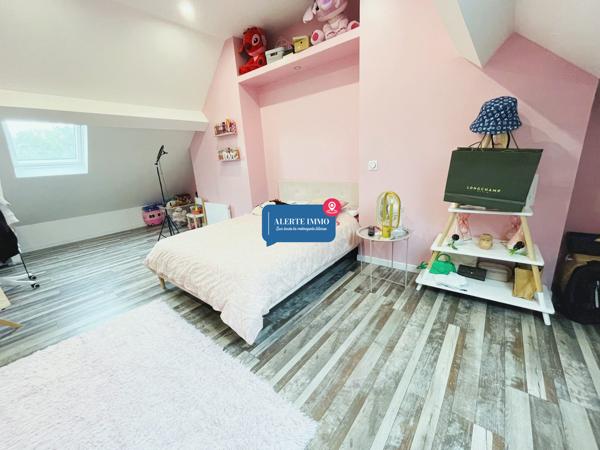 Maison de 121 m2 entièrement rénovée comprenant 3ch jardin et terrasse