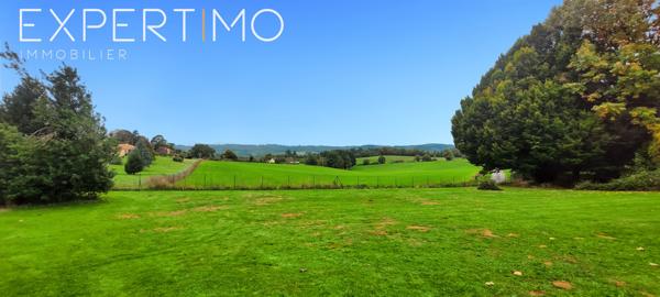 Saint-Pierre-de-Frugie (24450) Viager Occupé (H/F) 86 et 80 ans. Rente 359 € sur 180 mois Bouquet 29500 € - Maison de Plain-Pied 94 m²