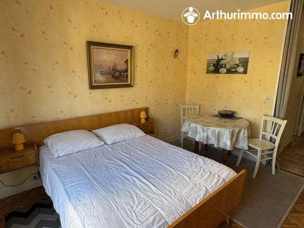 Location de vacances                                                      Appartement
                        
                     1 pièces                      21 m2                     à Bagnoles-de-l'Orne-Normandie