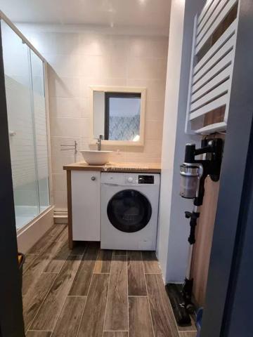 Location de vacances                                                      Appartement
                        
                     1 pièces                      18 m2                     à Bagnoles-de-l'Orne-Normandie
