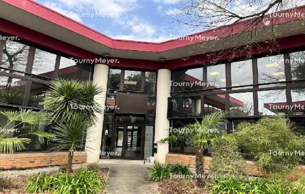 EXCLUSIVITE - BUREAUX À VENDRE - VILLENAVE D'ORNON