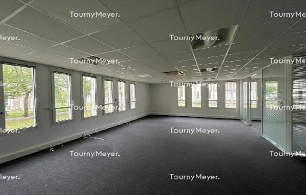 EXCLUSIVITE - BUREAUX À VENDRE - VILLENAVE D'ORNON