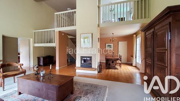 Maison à vendre 9 pièces 214,02 m² Chavenay