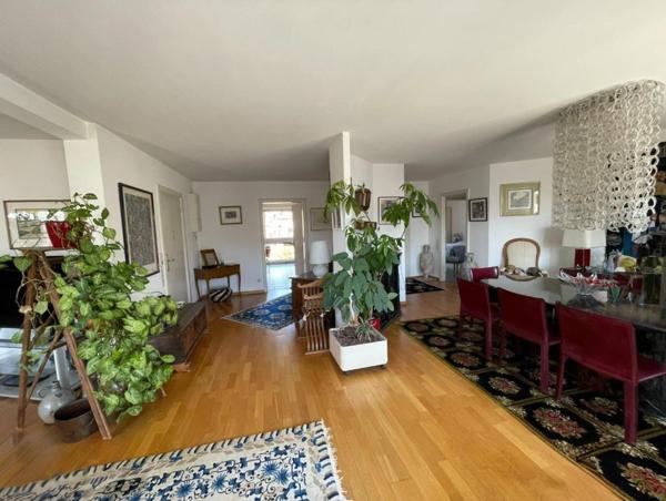 Appartement d’Exception à Deux Pas du Parc des Contades – 5 pièces STRASBOURG (67)