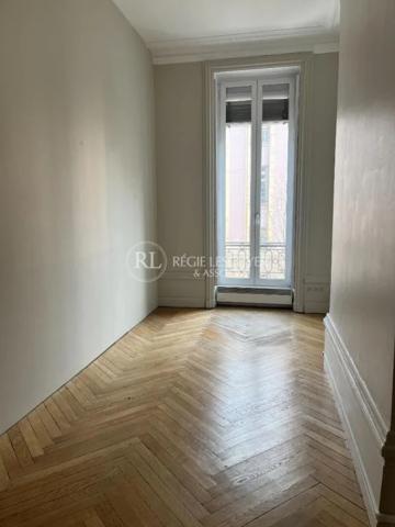 Bureau à louer à Lyon (69002)