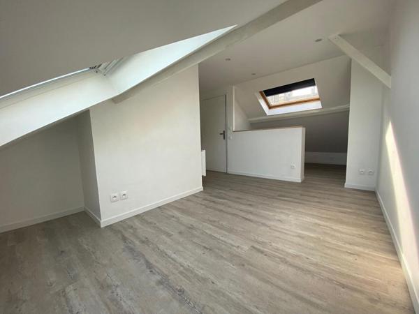 A LOUER : T1 à LILLE • Quai du Wault - LILLE • 637 € CC • Réf. 181-004