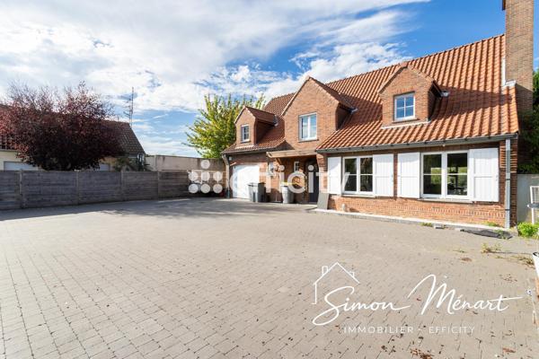 Maison
         7 pièces
        - 180 m² Exclusivité 540 000 €*