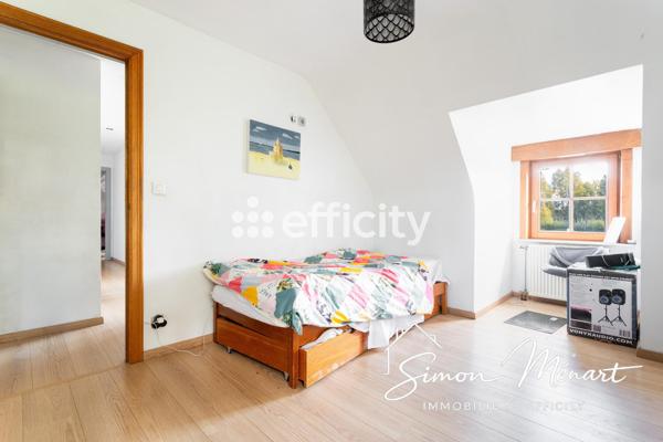 Maison
         7 pièces
        - 180 m² Exclusivité 540 000 €*