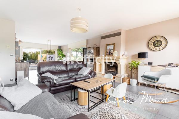 Maison
         7 pièces
        - 180 m² Exclusivité 540 000 €*