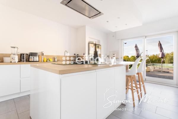 Maison
         7 pièces
        - 180 m² Exclusivité 540 000 €*
