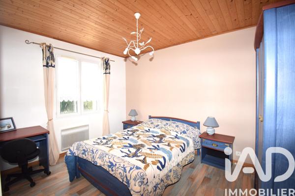 Maison à vendre 5 pièces 74 m² Saint-Pierre-d'Oléron