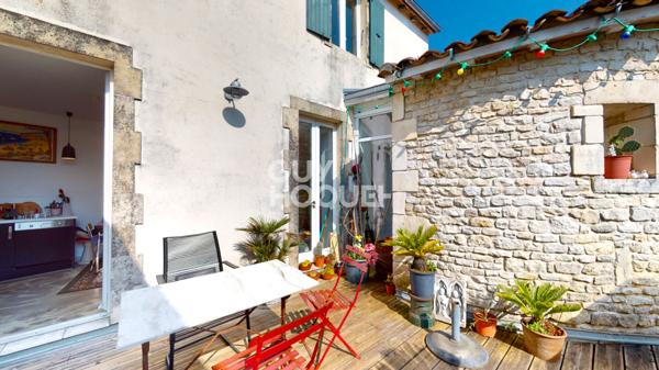 À vendre à Ars-en-Ré ? Maison de 140 m² avec vue port et clocher