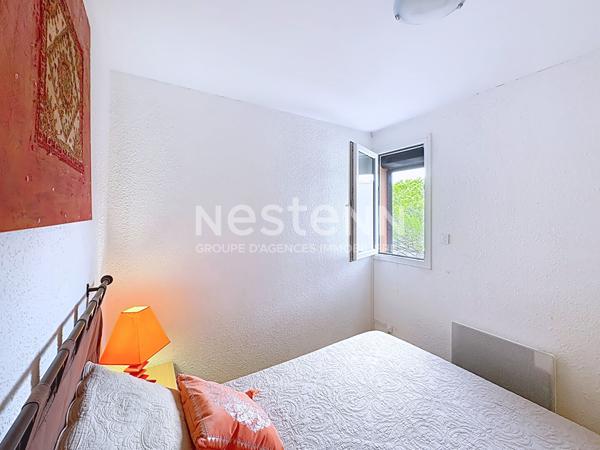 Charmant appartement 3 pièces de 41.61 m² avec vue sur le port, place de parking privative & local à vélo à Gruissan