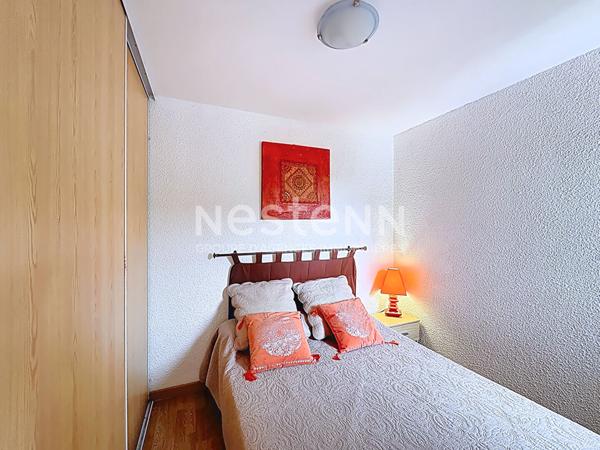 Charmant appartement 3 pièces de 41.61 m² avec vue sur le port, place de parking privative & local à vélo à Gruissan