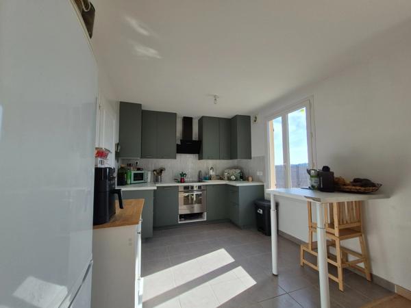 Maison familiale 5 pièces avec jardin clos – Lussant 17430