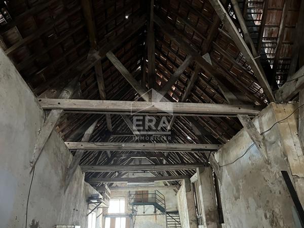 Maison Mamers 5 pièce(s) 209m2 A RENOVER