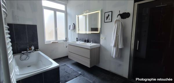 Maison 10 pièces - 228 m²