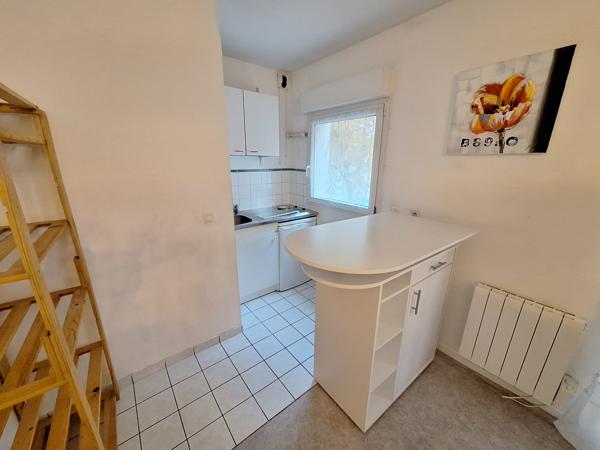 Beauvais (60000) ** LE VICTOR HUGO **