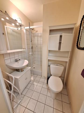 Beauvais (60000) ** LE VICTOR HUGO **