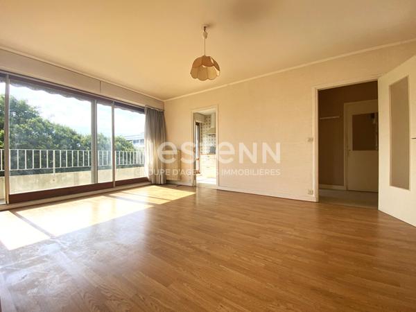 A vendre appartement à Vannes 2 pièces à rénover secteur Trussac